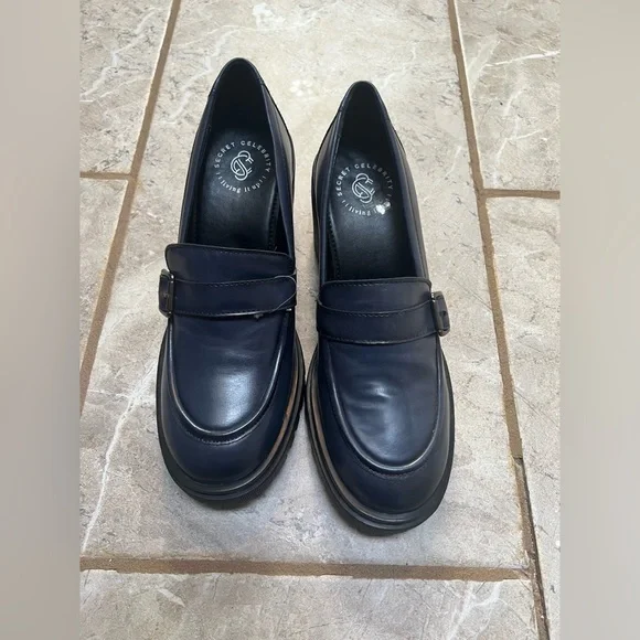 Brand New Navy Blue Penny Loafer Style Shoes - Sz 9 - Picture 4 of 7